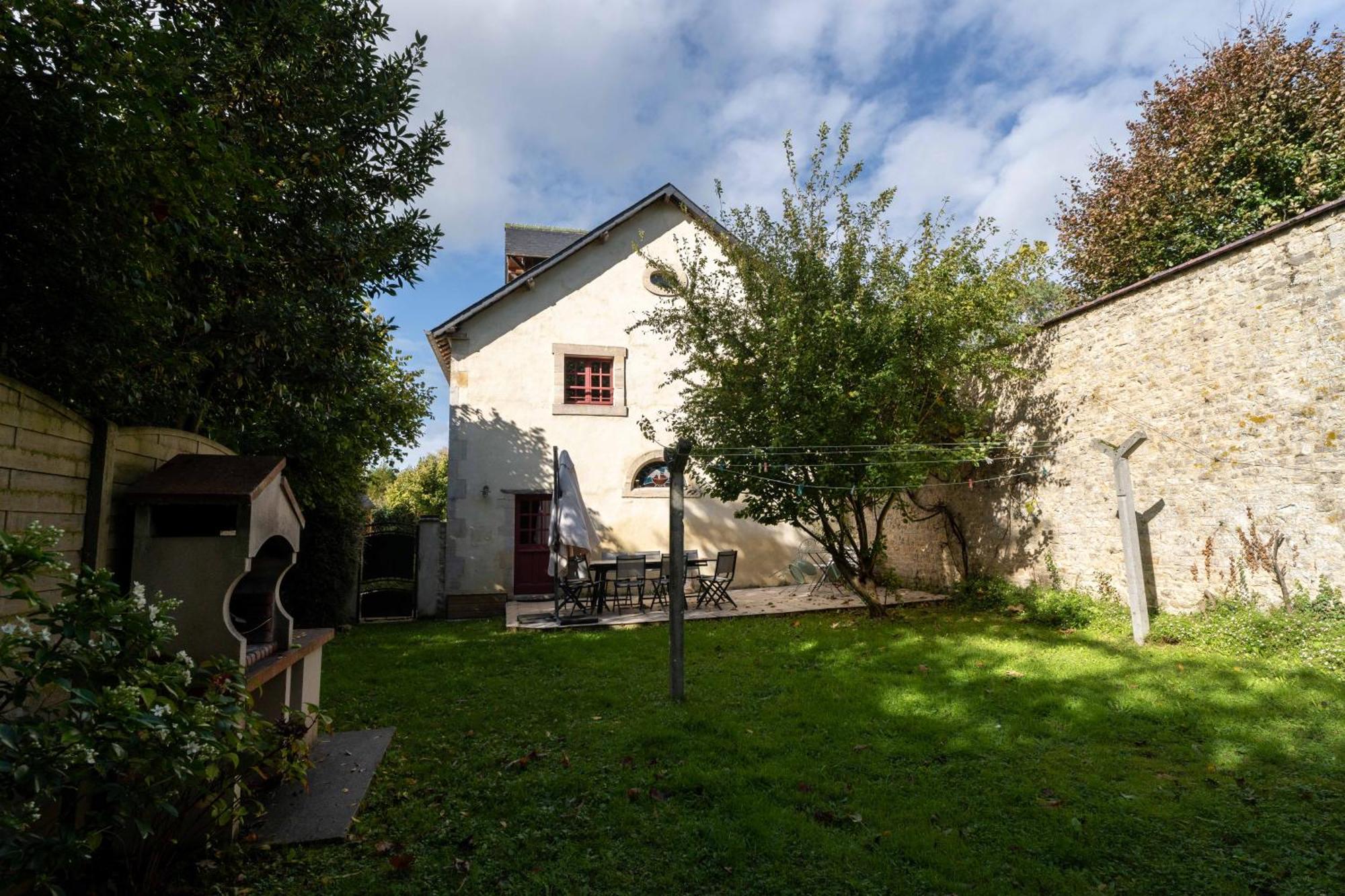 Вилла Manoir De Damigny Saint-Martin-des-Entrees Экстерьер фото